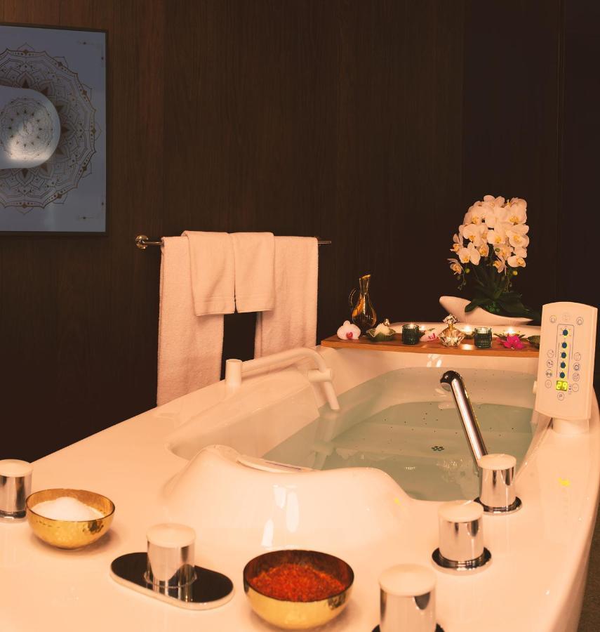 Vitality Relax Spa Suite Kloten Kültér fotó